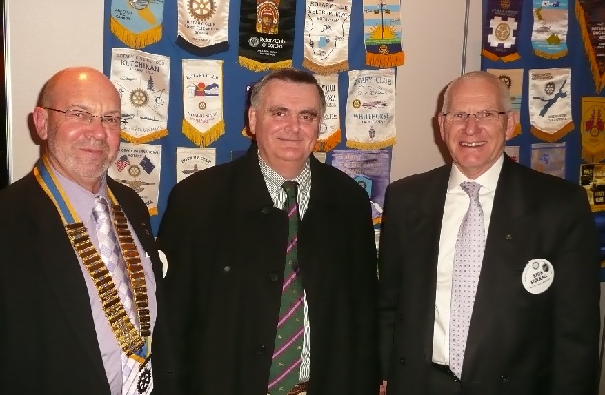 President Grahame True, Professor Peter Howard and PP Keith Stockall