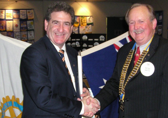 Rotarian Chris Virgona and President Peter Smith