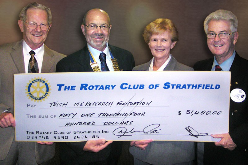 Roy Langsford OAM, President Grahame True, Carol Langsford OAM and Rotarian Niall King with $51,400 cheque Roy Langsford OAM, President Grahame True, Carol Langsford OAM and Rotarian Niall King with $51,400 cheque